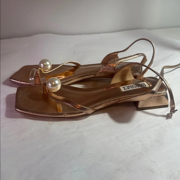 Gently used Rose gold women’s size 8 Badgley Mischka heels - Picture 2 of 5